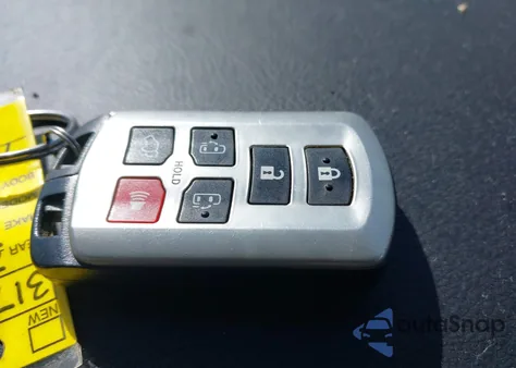 2015 Toyota Sienna Xle 7 Passenger from USA, damaged, VIN 5TDDK3DC0FS110117